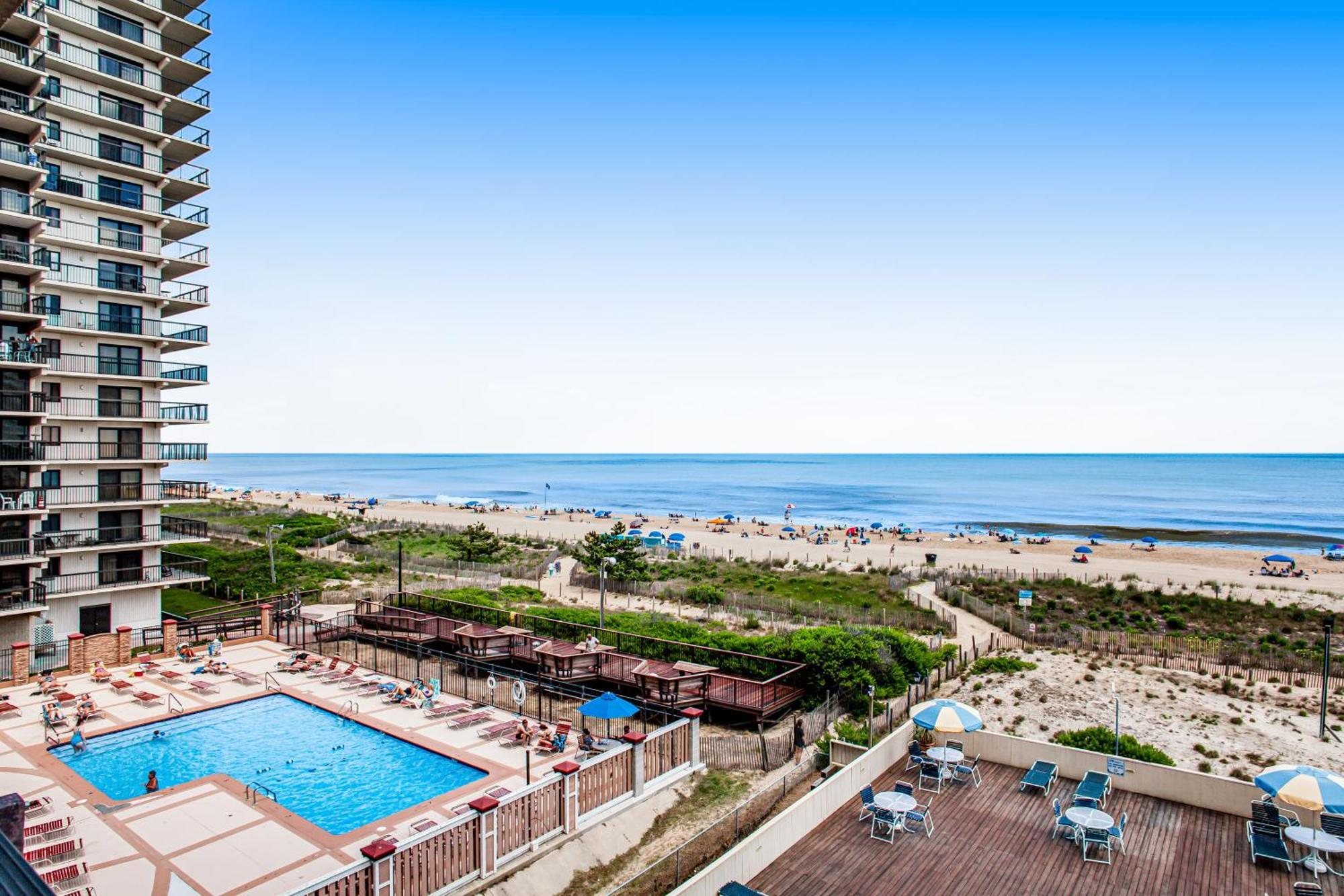 Highpoint North Condos III Ошен Сити Номер фото